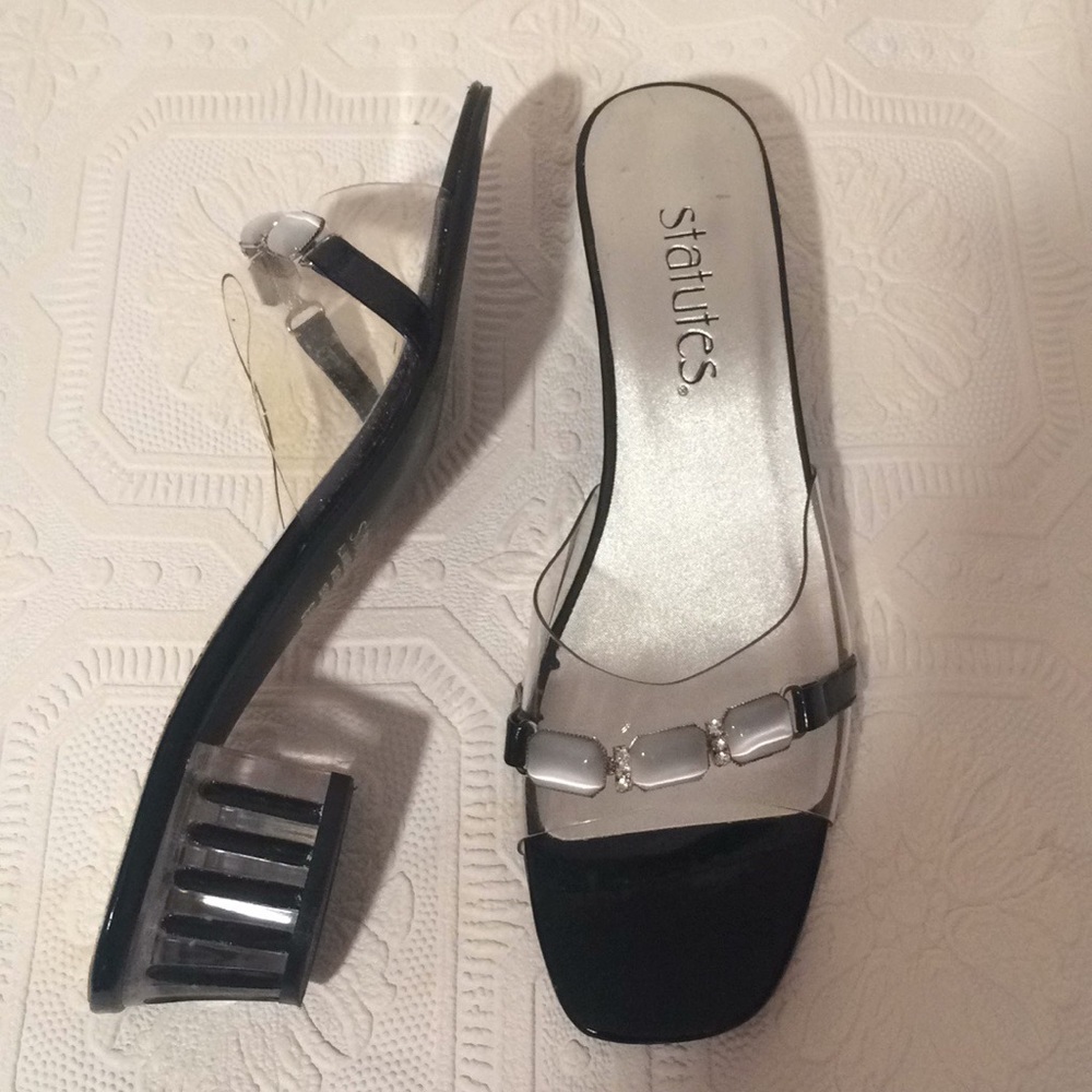 Statutes Black White Jeweled Dress Heels 8 1/2 M